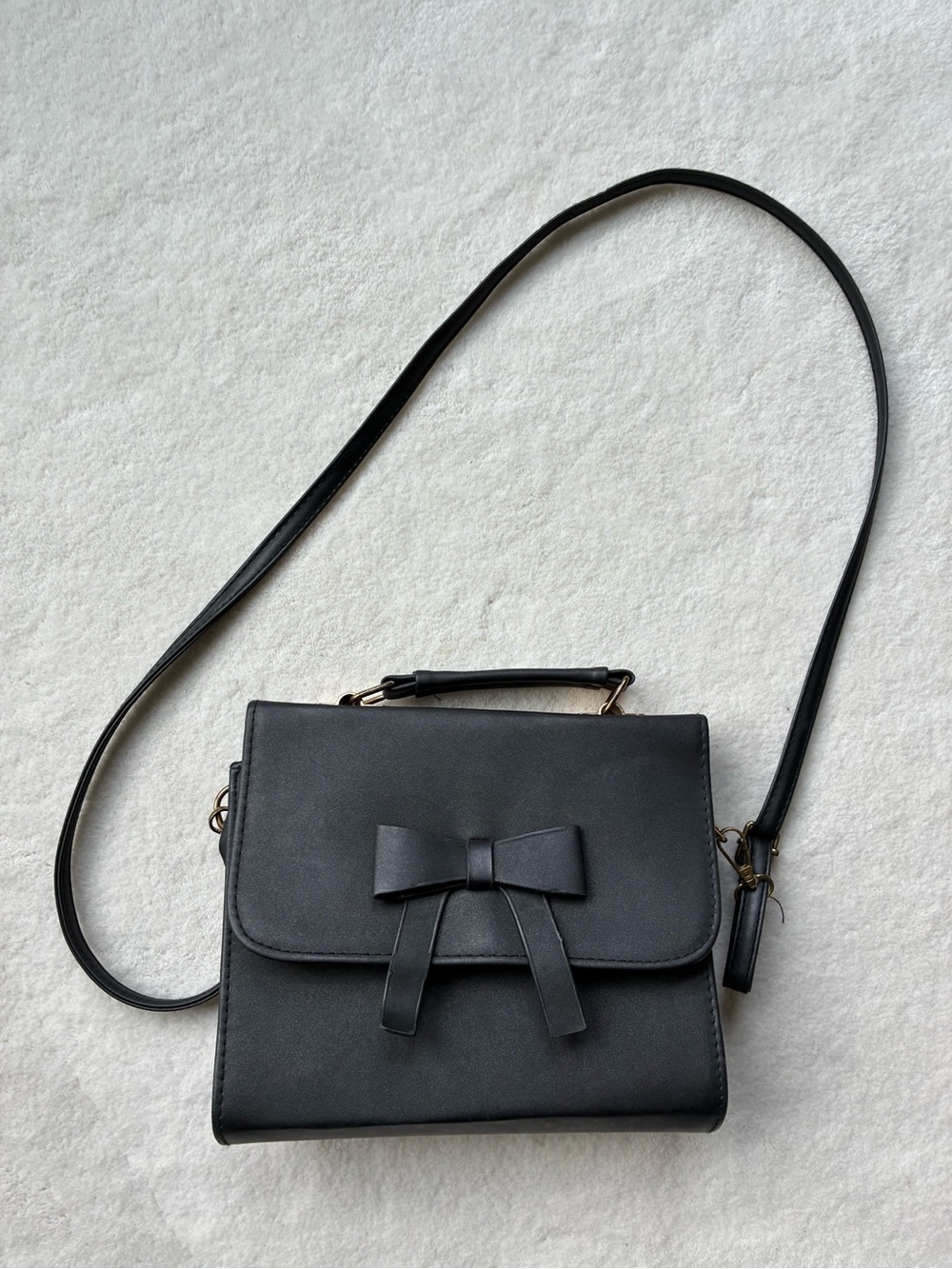 1990’s Real leather from France Black Bow Accent Crossbody Bag for Women
